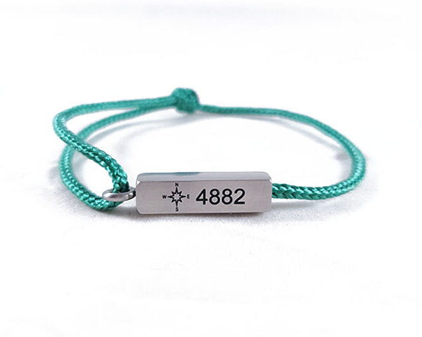 Compass Bracelet in Silver/Clover